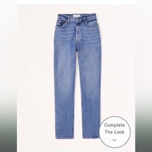 Abercrombie ultra high rise 90s straight jean size 10/30.